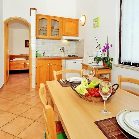 Apartment Apartments Sara Bale